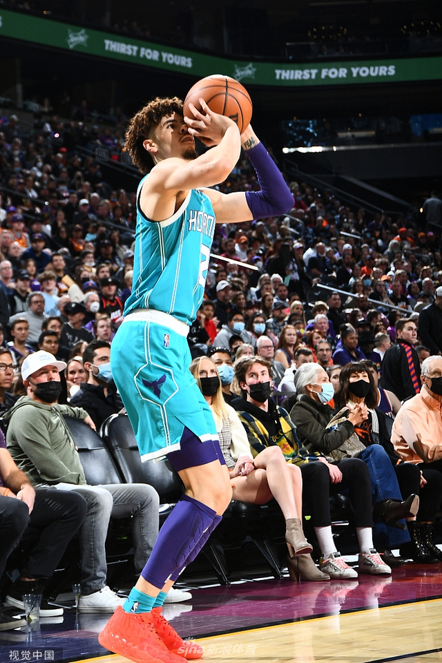 的四年中 的四年中